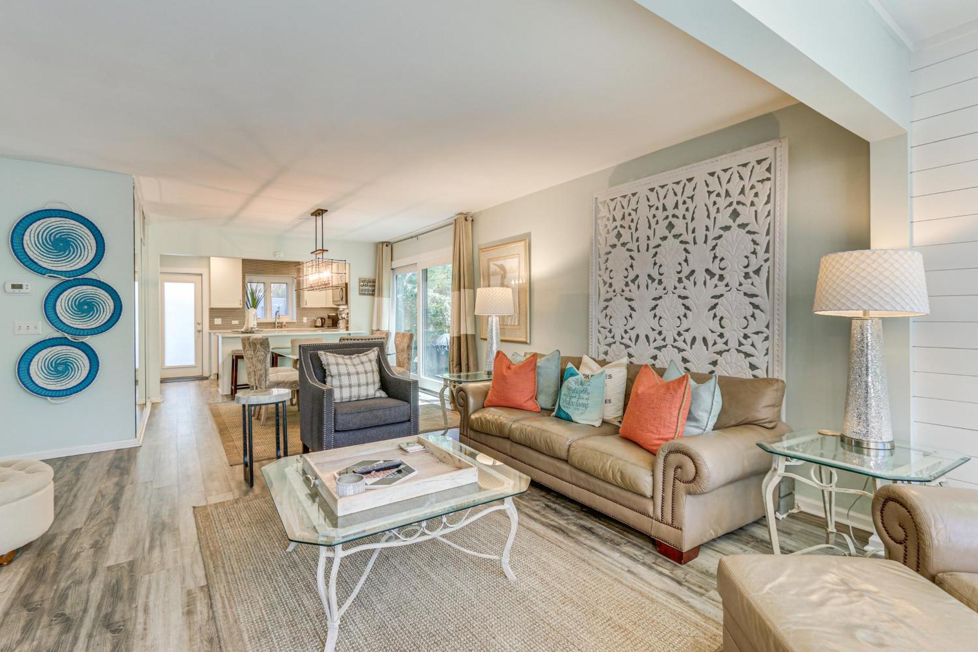 Modern Hilton Head Retreat Walk To Beach And Golf! هيلتون رئيس جزيرة المظهر الخارجي الصورة