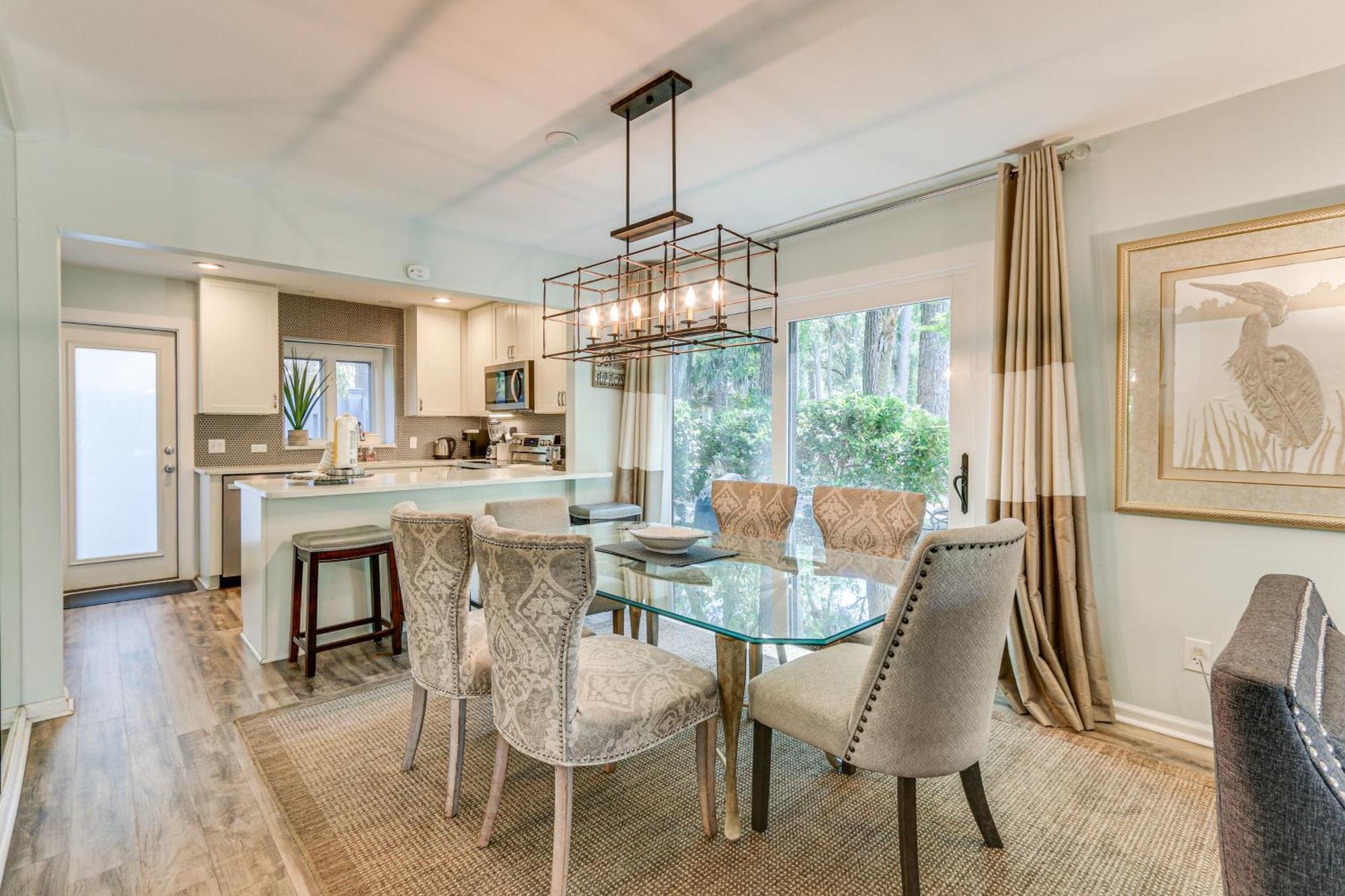 Modern Hilton Head Retreat Walk To Beach And Golf! هيلتون رئيس جزيرة المظهر الخارجي الصورة