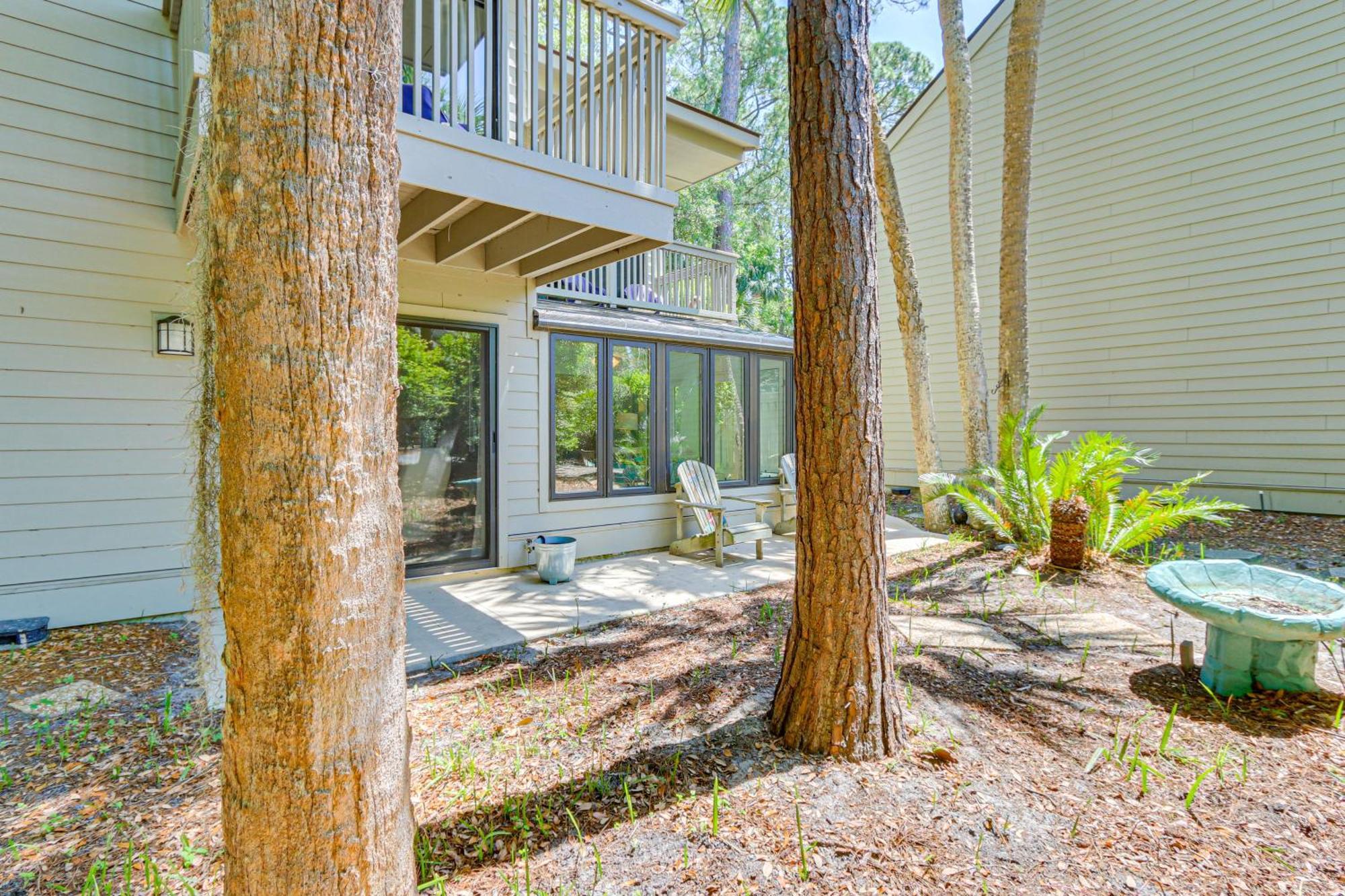 Modern Hilton Head Retreat Walk To Beach And Golf! هيلتون رئيس جزيرة المظهر الخارجي الصورة