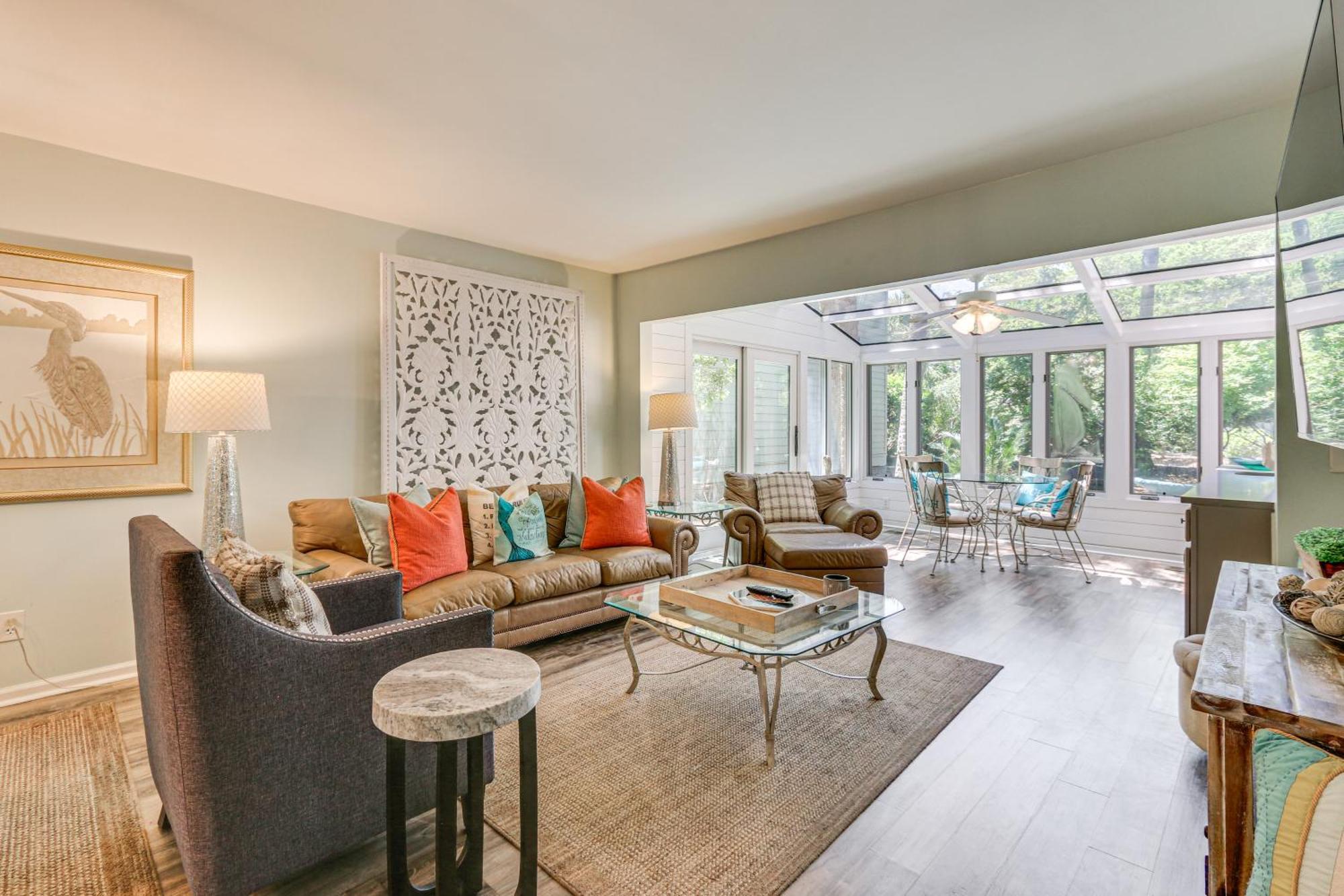 Modern Hilton Head Retreat Walk To Beach And Golf! هيلتون رئيس جزيرة المظهر الخارجي الصورة